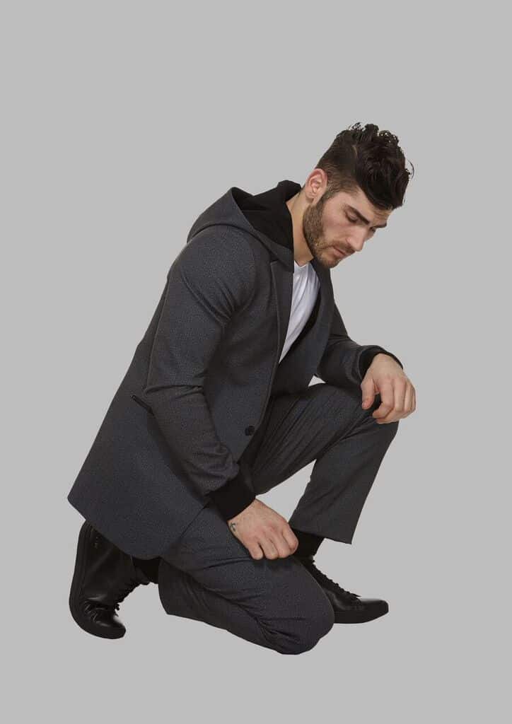 X Suit: The Stretchy, Self-Cleaning Suit From the Future
