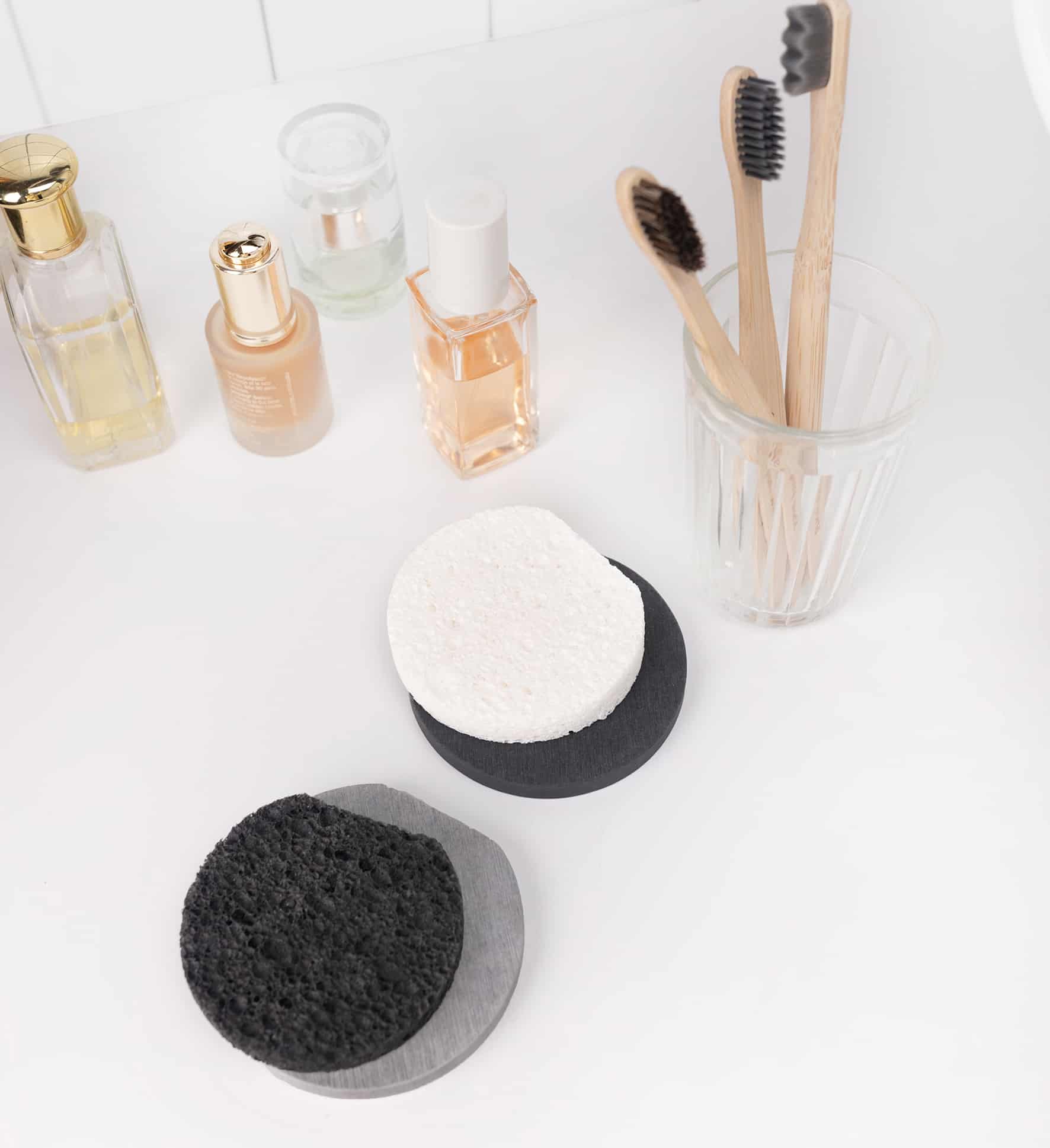 LUFO: The Eco-Friendly, Charcoal-Infused Face Sponge