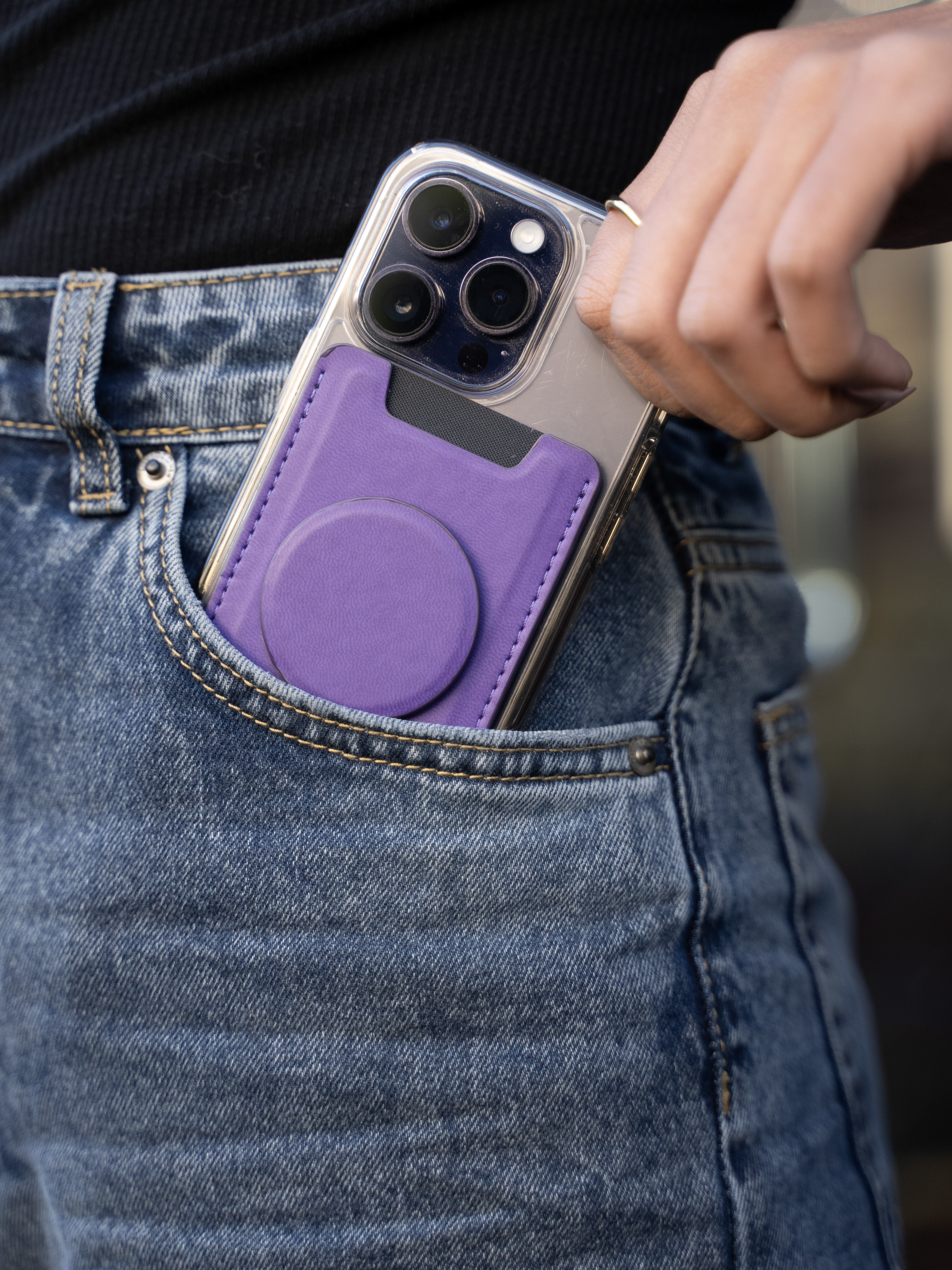 Kore - Ultimate Phone Stand, Grip, and Wallet