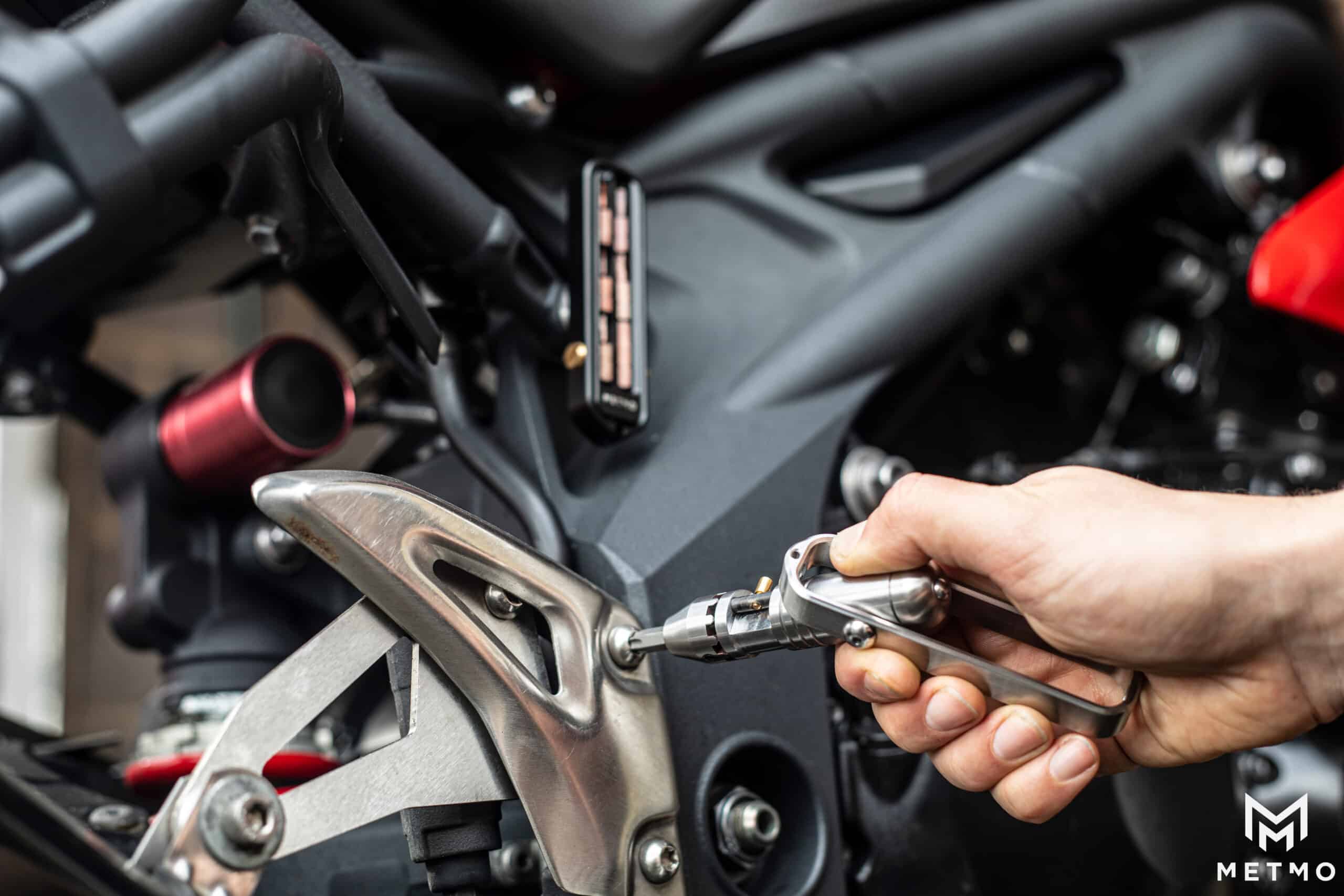 MetMo Pocket Driver: A Powerful Tool and Toy