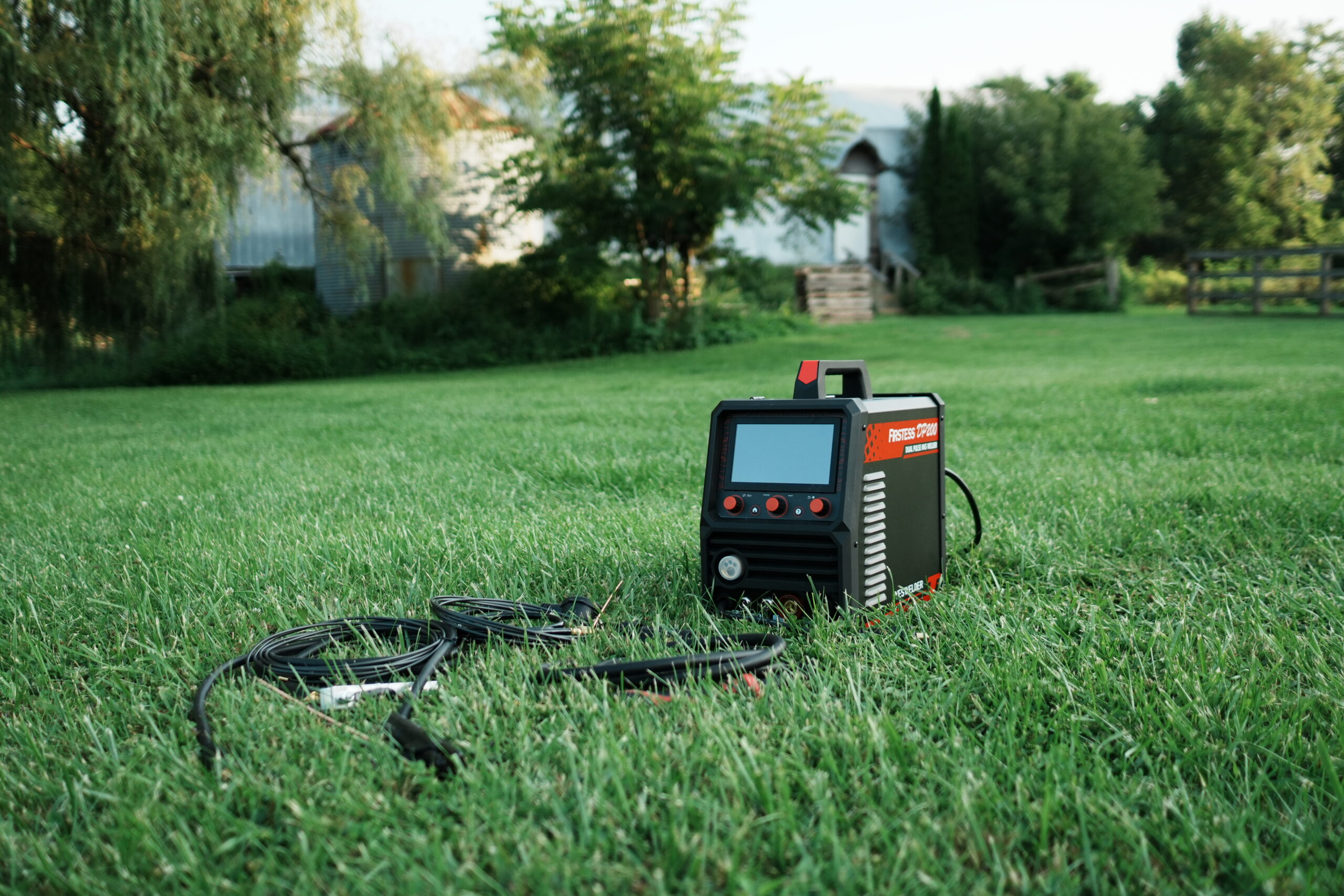 Ready to Elevate Your Welding? Meet the YesWelder DP200!